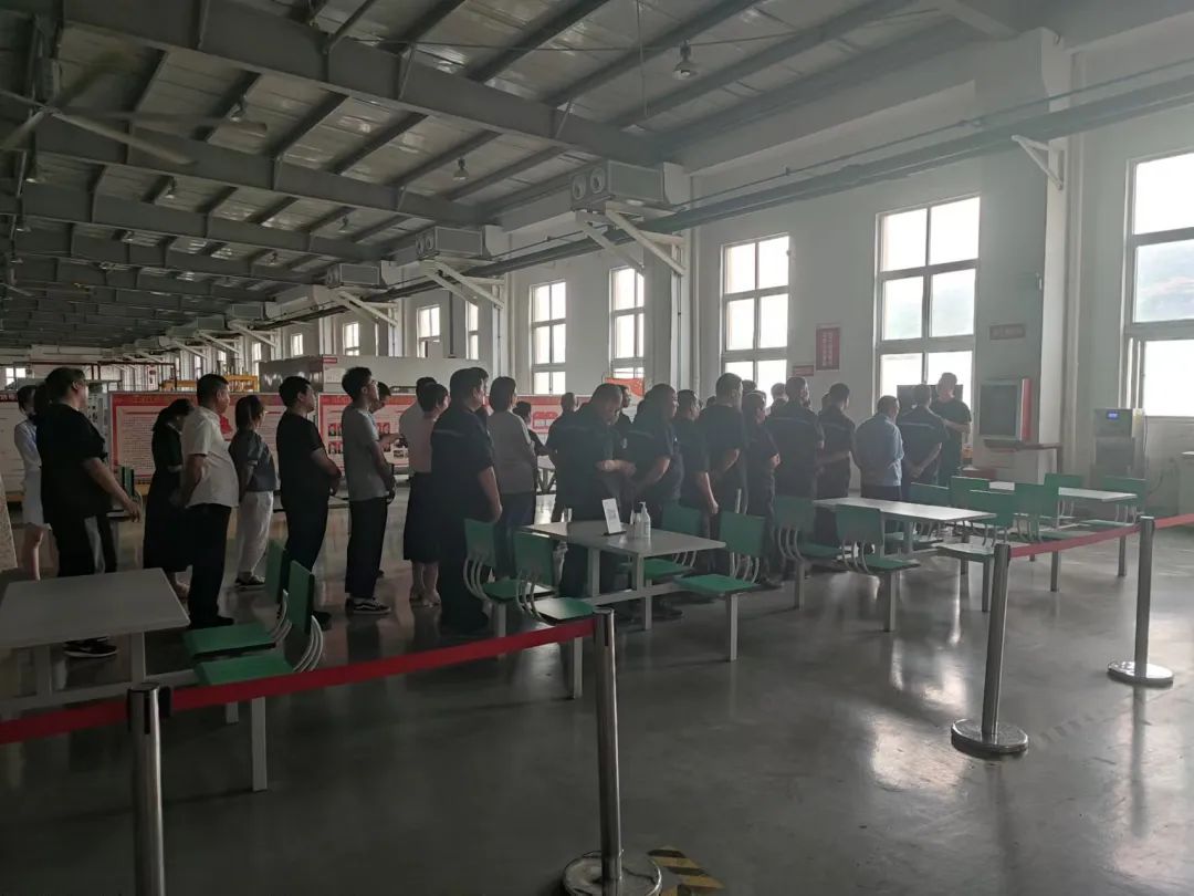 1656379407863080989.jpg 640 (12).jpg